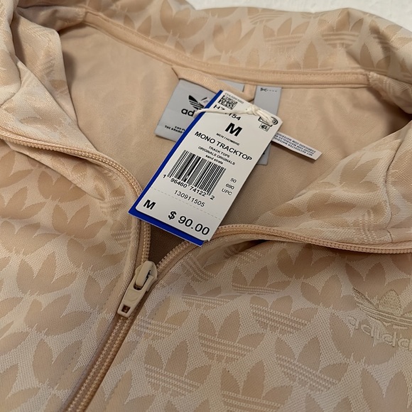 Adidas tracksuit - Picture 5 of 5